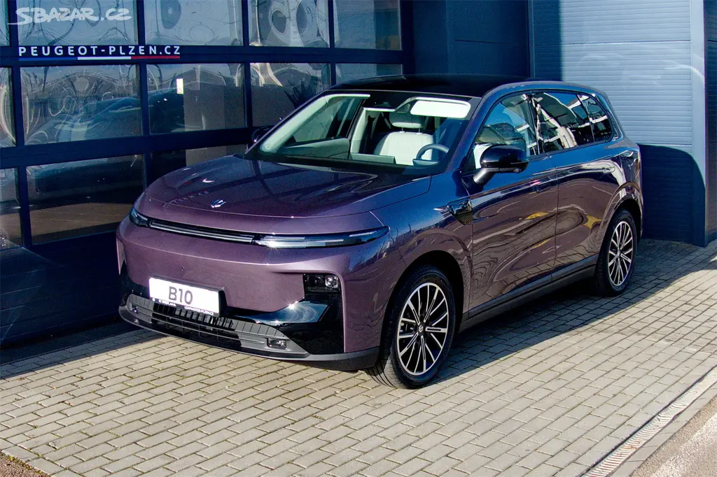 Leapmotor B10, Design Hybrid EV